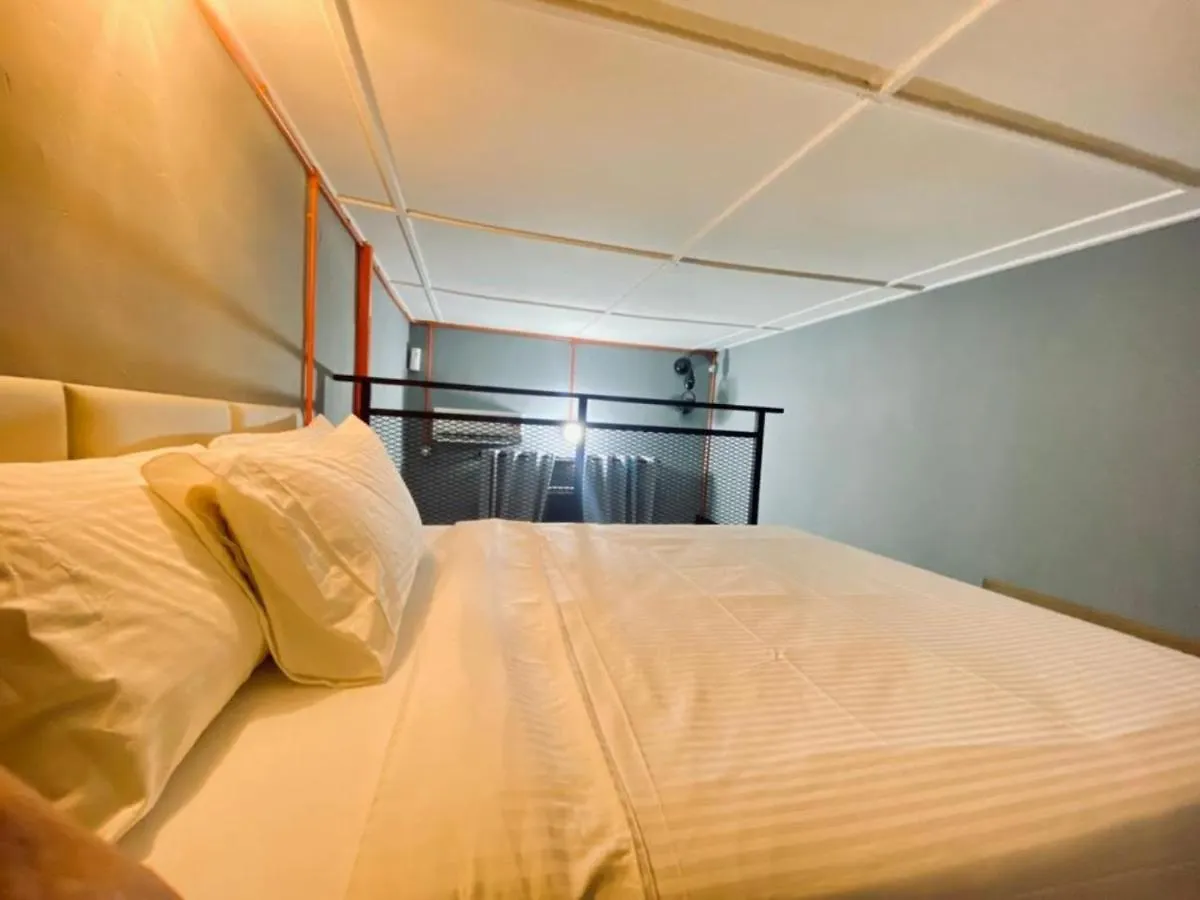 Ardour Lodge 