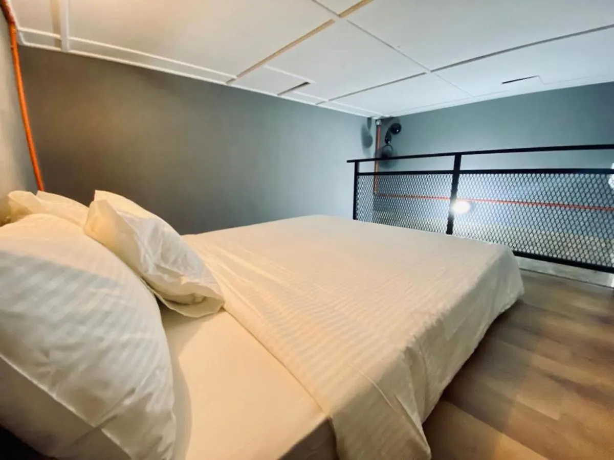 Ardour Lodge 