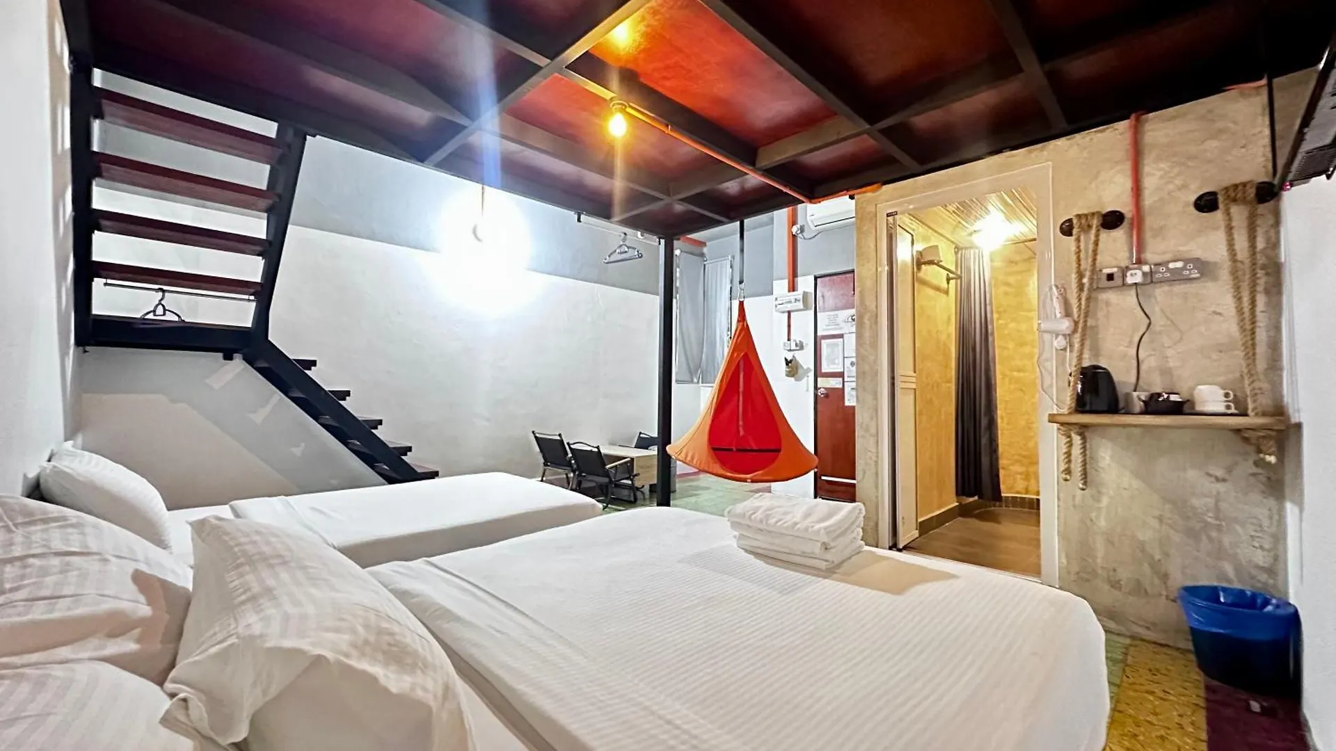 Ardour Lodge 